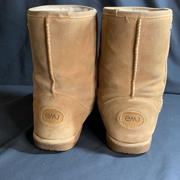 Emu Suede Light Tan Sheepskin Lined Boots preowned women’s size 8 - Picture 4 of 13